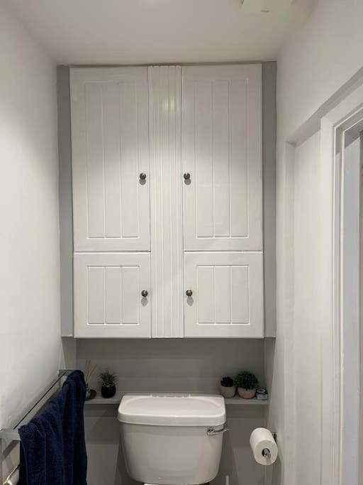 Gorgeous 2 Bedroom Flat In Charming Swiss Cottage Londra Exterior foto