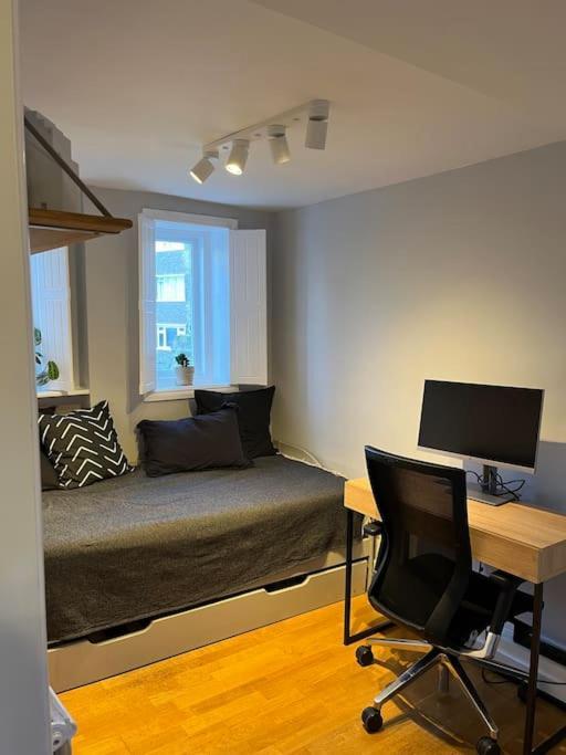 Gorgeous 2 Bedroom Flat In Charming Swiss Cottage Londra Exterior foto
